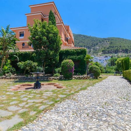 Hotel Rural Sierra Tejeda Alcaucin Bagian luar foto