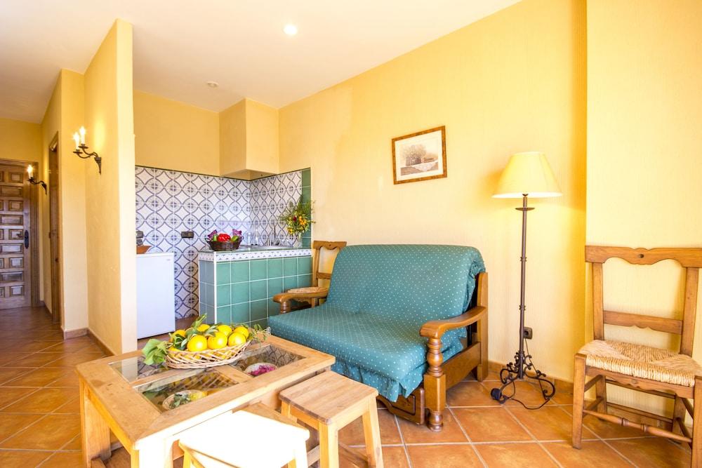 Hotel Rural Sierra Tejeda Alcaucin Bagian luar foto