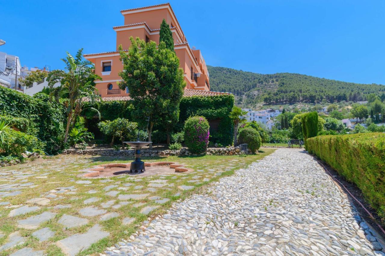 Hotel Rural Sierra Tejeda Alcaucin Bagian luar foto