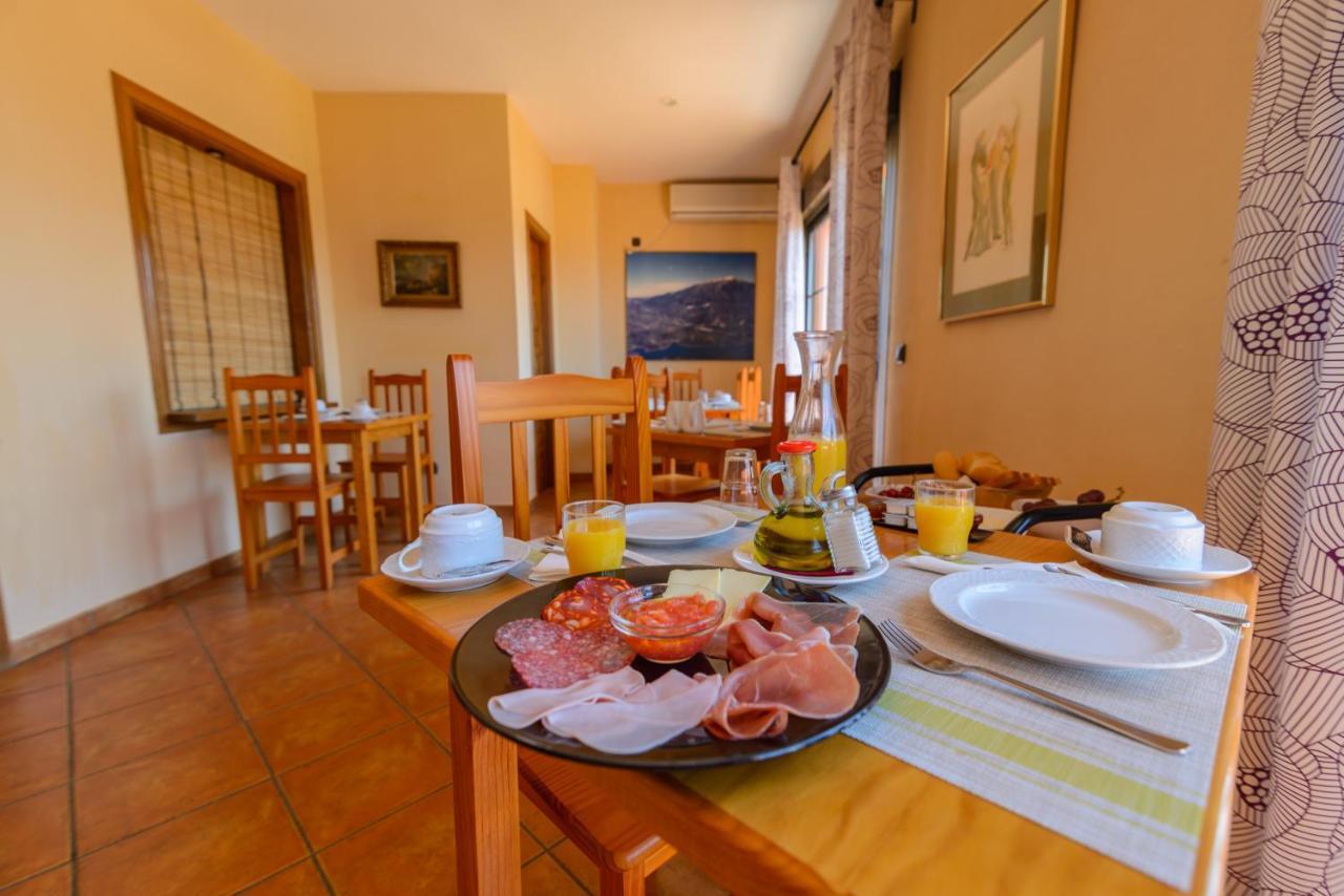 Hotel Rural Sierra Tejeda Alcaucin Bagian luar foto
