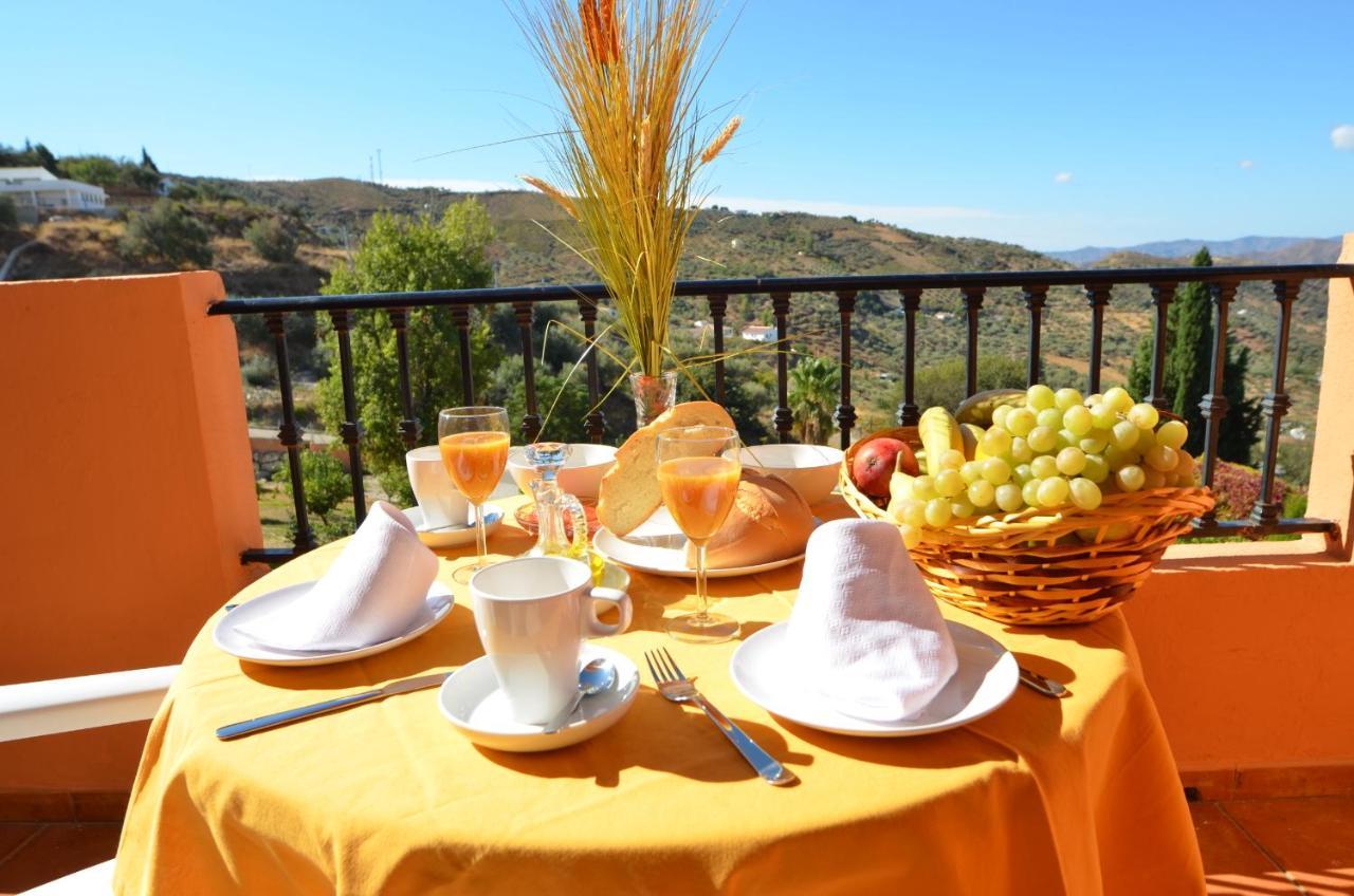 Hotel Rural Sierra Tejeda Alcaucin Bagian luar foto