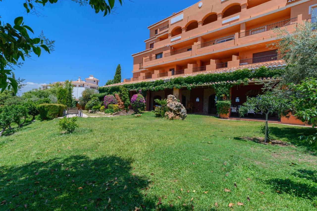 Hotel Rural Sierra Tejeda Alcaucin Bagian luar foto