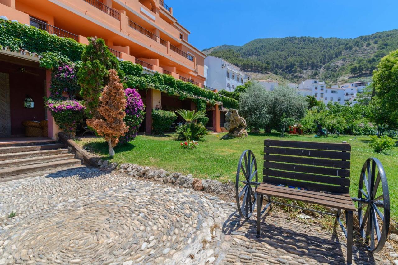 Hotel Rural Sierra Tejeda Alcaucin Bagian luar foto
